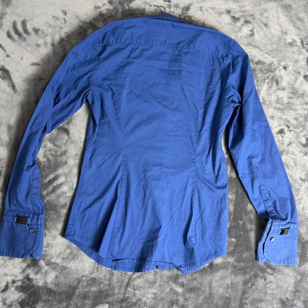 express button down - Picture 3 of 3